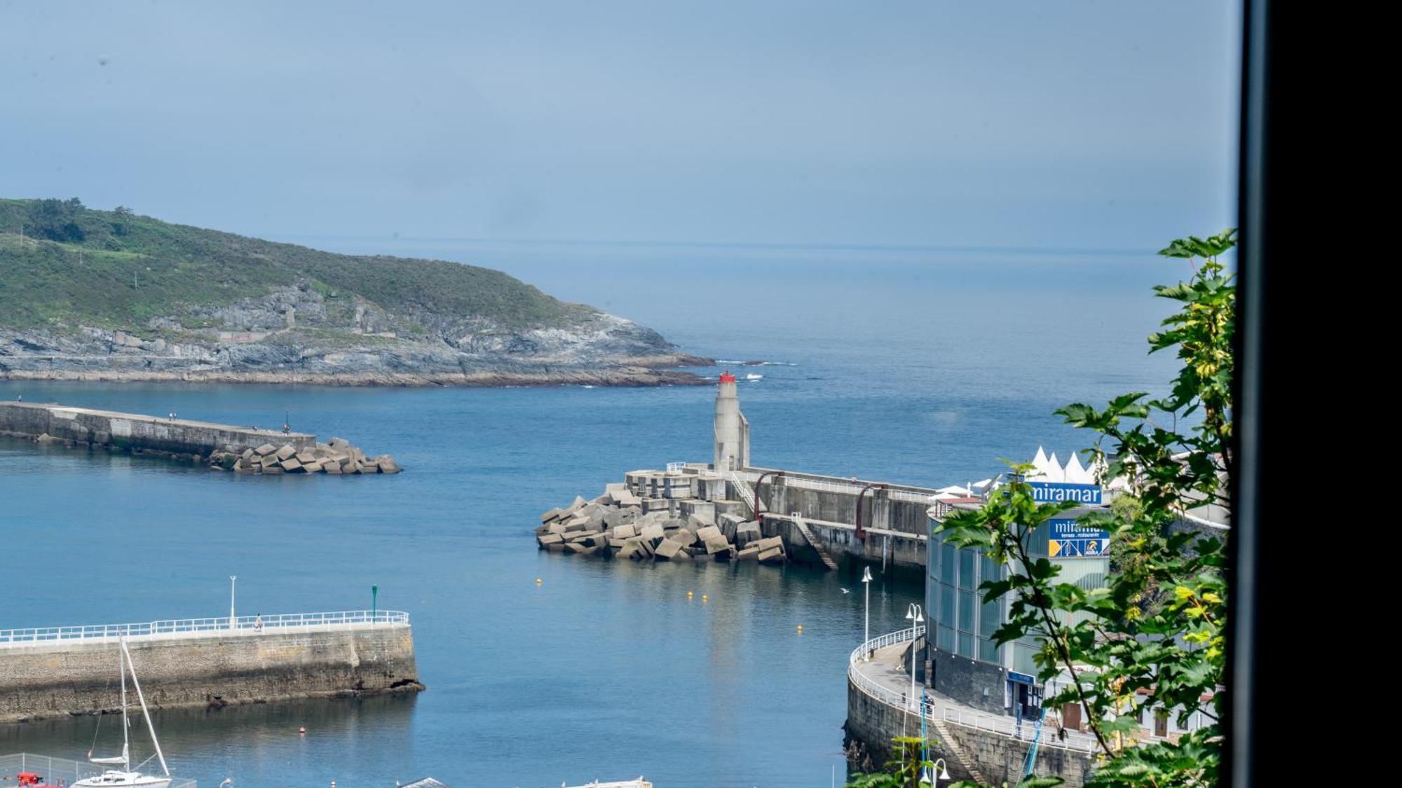 Hotel Puerto De Luarca Kültér fotó